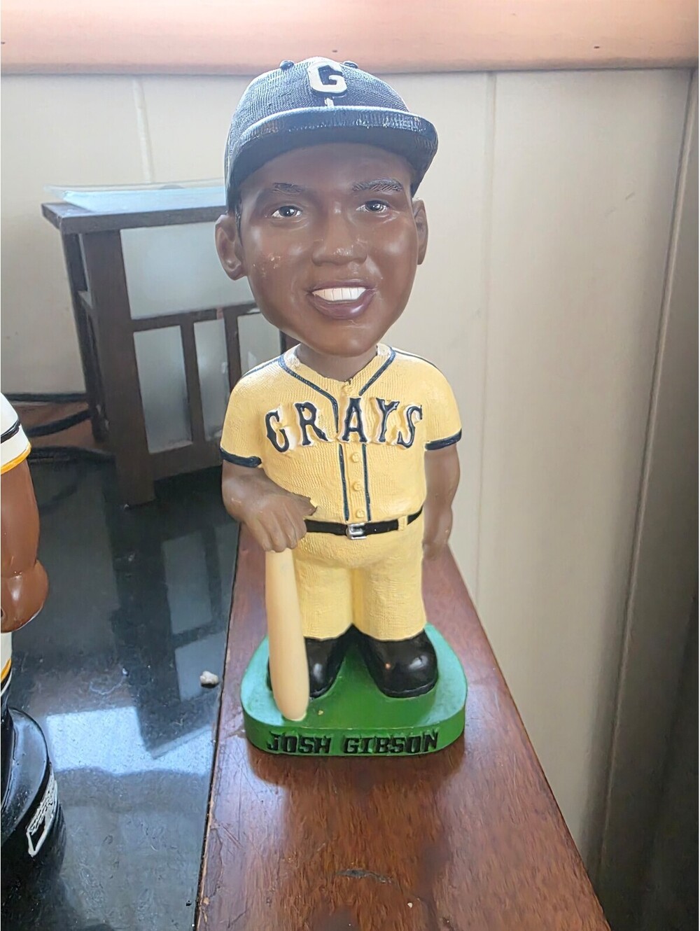 JOSH GIBSON BOBBLEHEAD Negro League Baseball Museum HOMESTEAD GRAYS 2002 rare